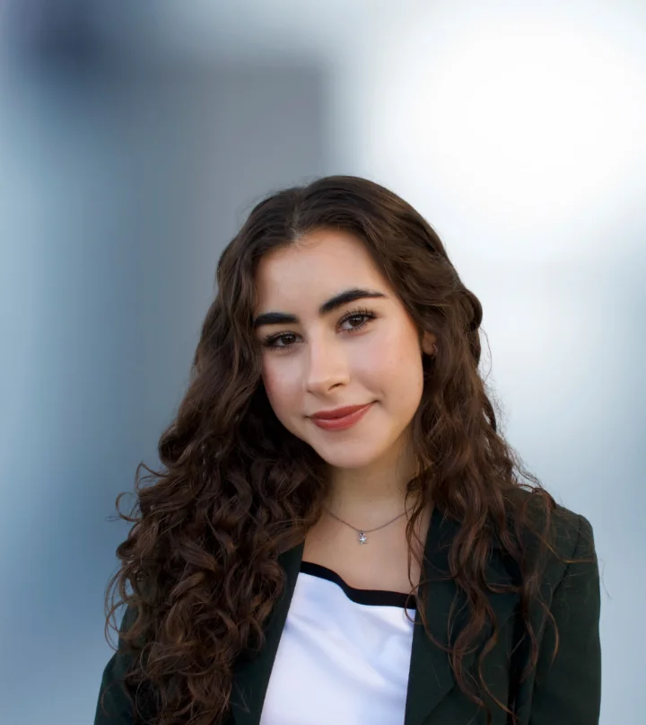 Ana Sofia Zarur